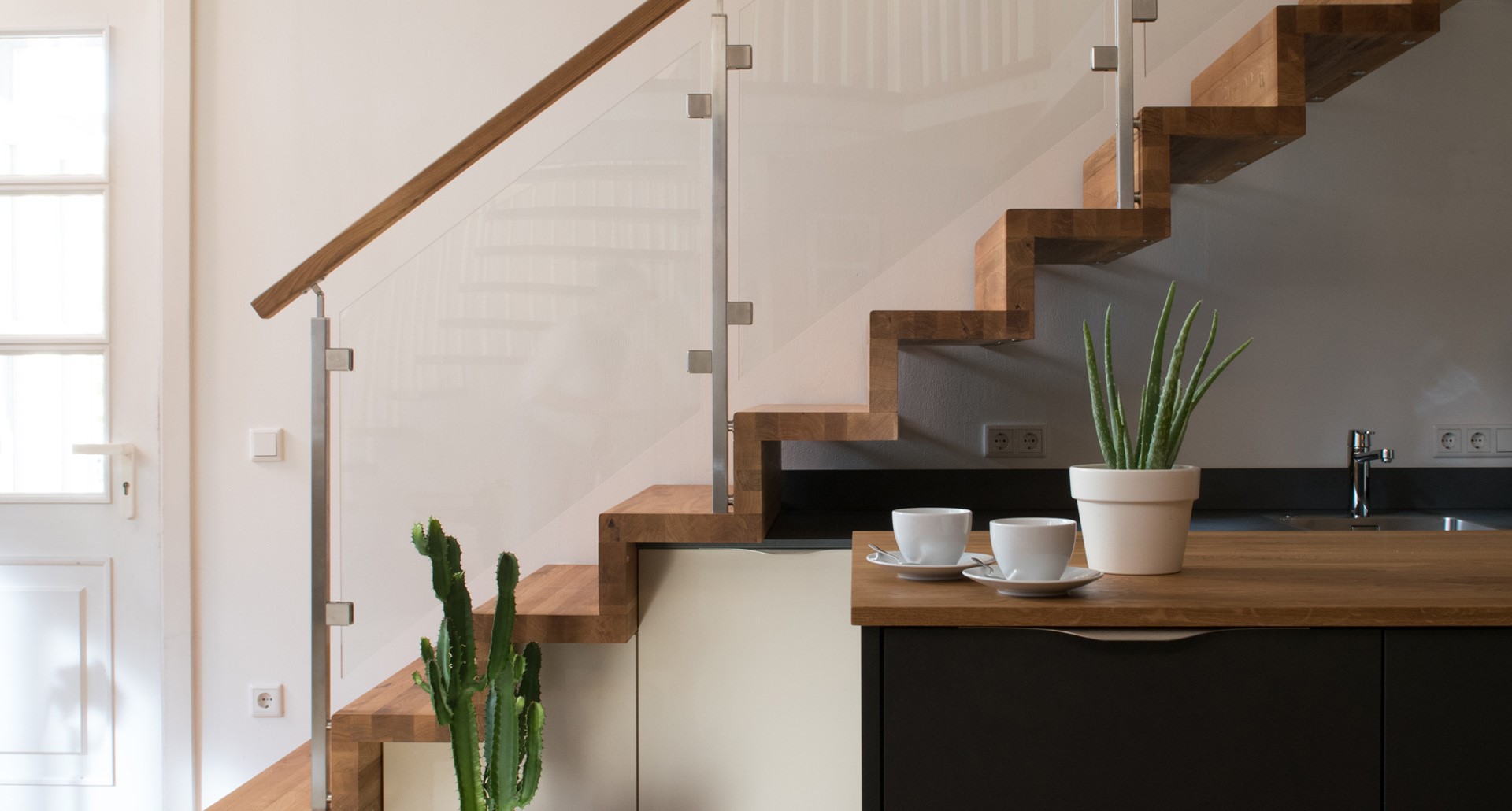 Header für Treppenstudio 2 Donaubauer-treppenbau.de