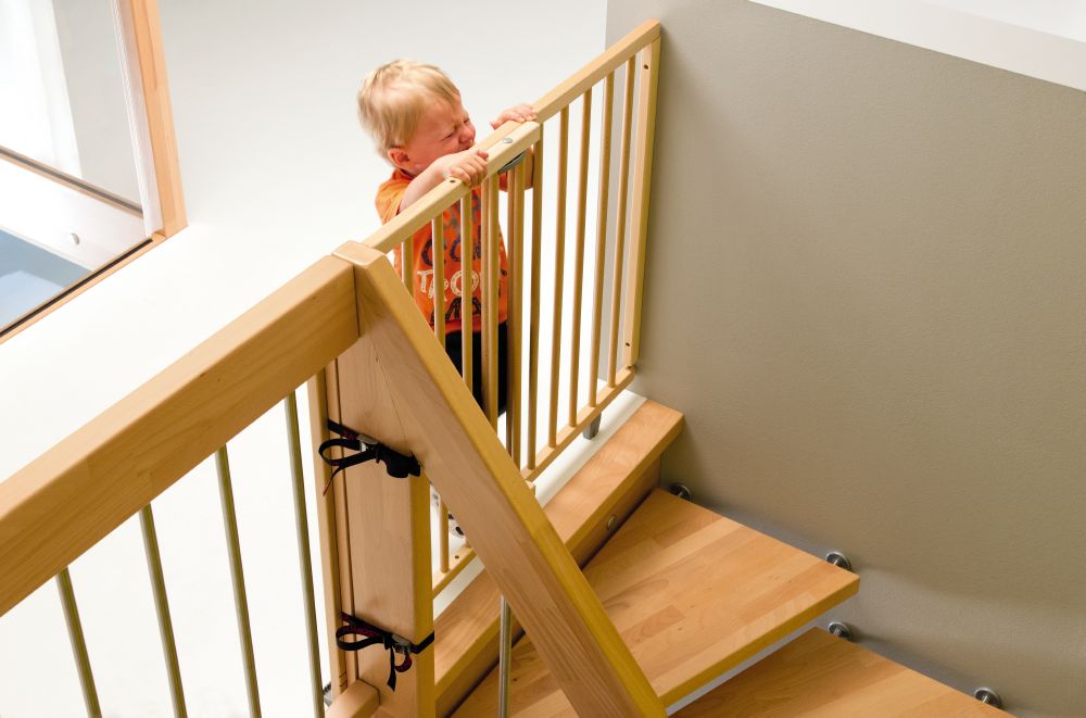 Comment choisir une barrière escalier pour bébé ? –